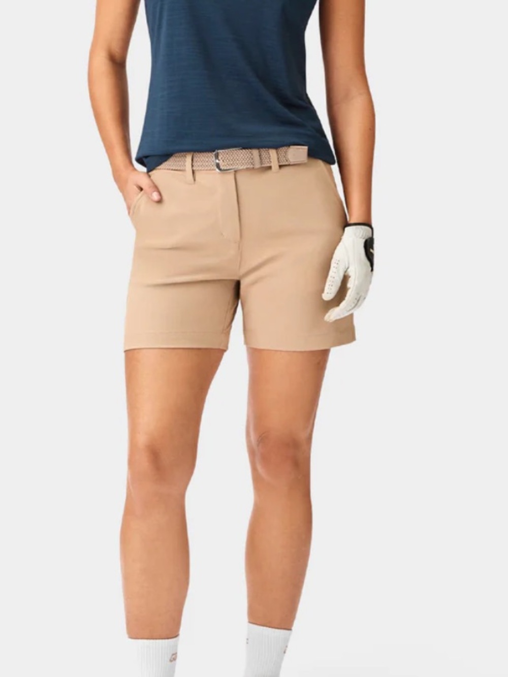 Women’s Macade Flex Golf Shorts Size M Short 4” Inseam Tan